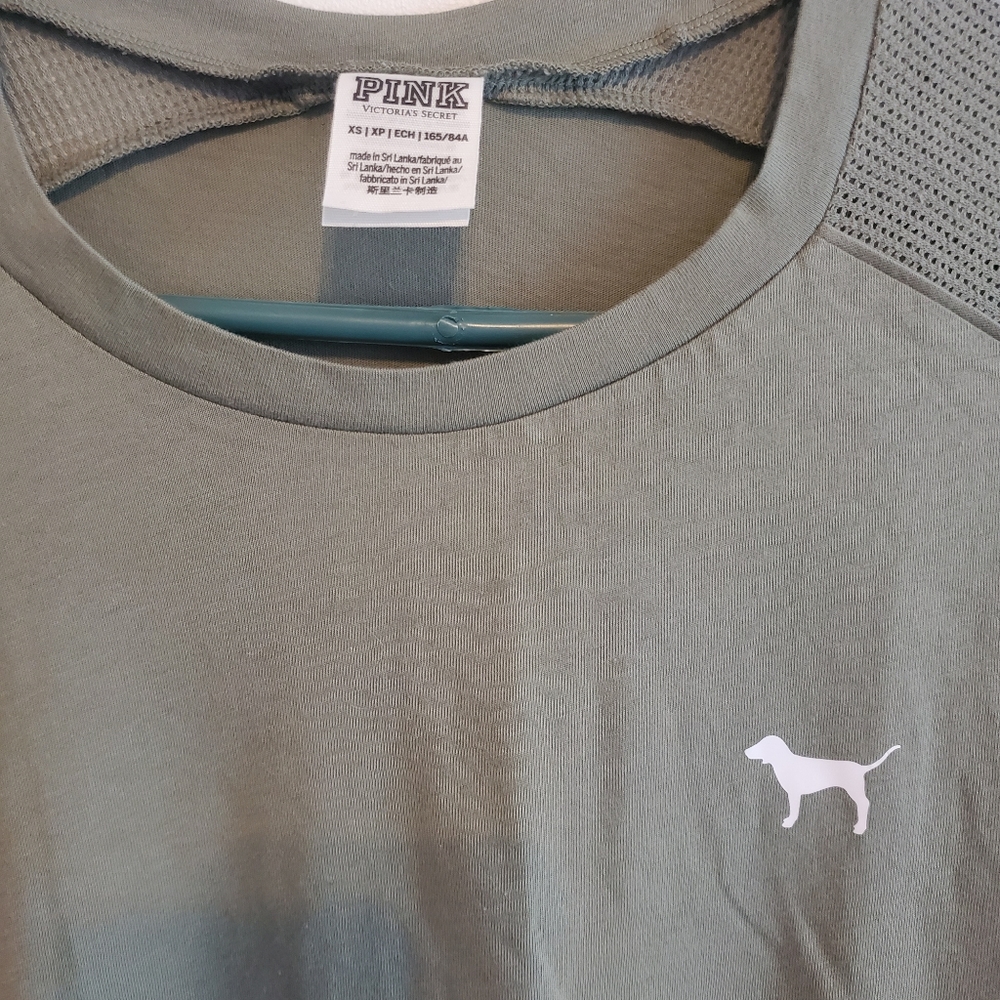 Light olive colored tee - Picture 2 of 3